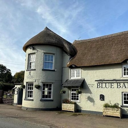 Blue Ball Inn, Sandygate, Exeter Clyst Saint Mary Екстериор снимка