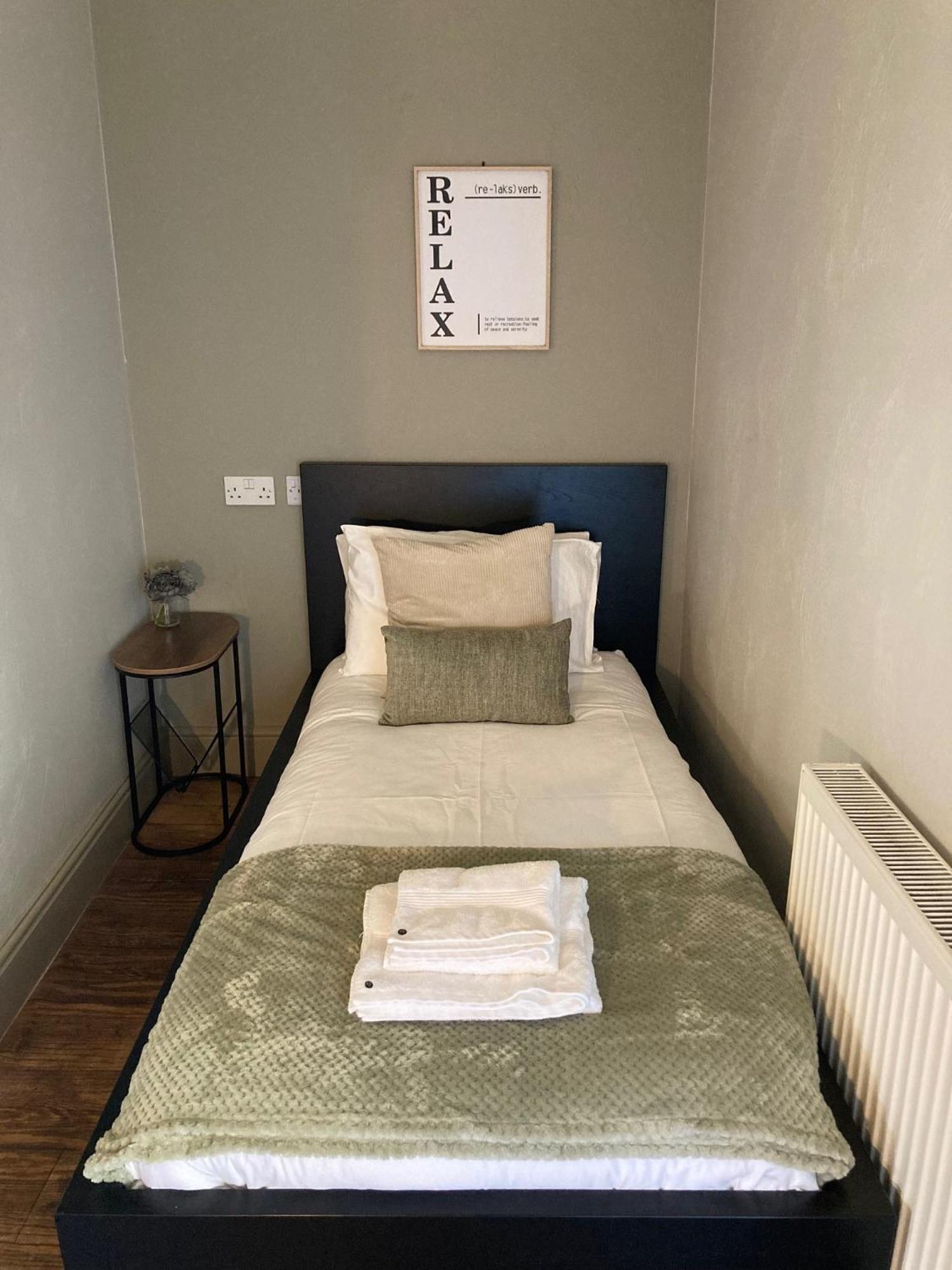 Blue Ball Inn, Sandygate, Exeter Clyst Saint Mary Екстериор снимка